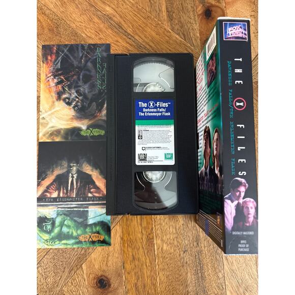 The X-Files darkness falls/erlenmeyer VHS tape 2 promotional collectible cards - Picture 3 of 3